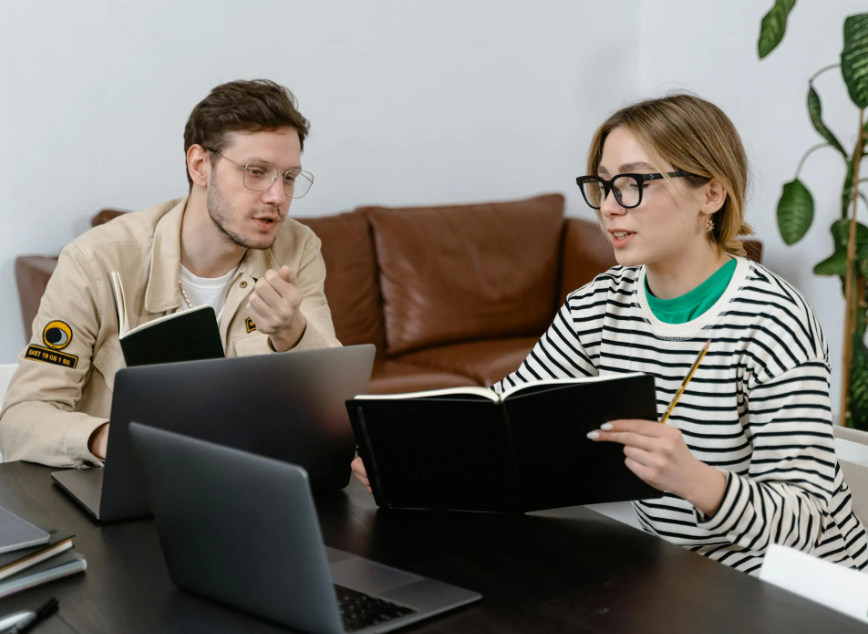 How Technology Is Revolutionizing Modern Bookkeeping Tasks
