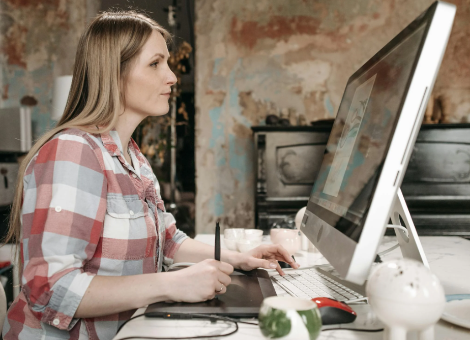 Addressing Common Bookkeeping Challenges for Small Businesses