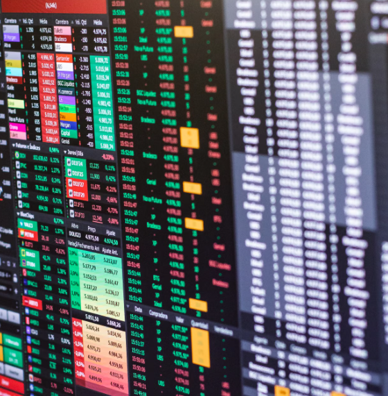 Hardware Rally Diverges From Software Stocks