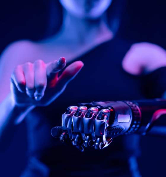 Decentralized AI Agents Redefine Enterprise Operations